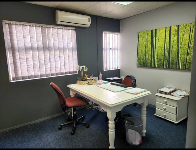 91M² OFFICE TO LET IN DURBAN NORTH